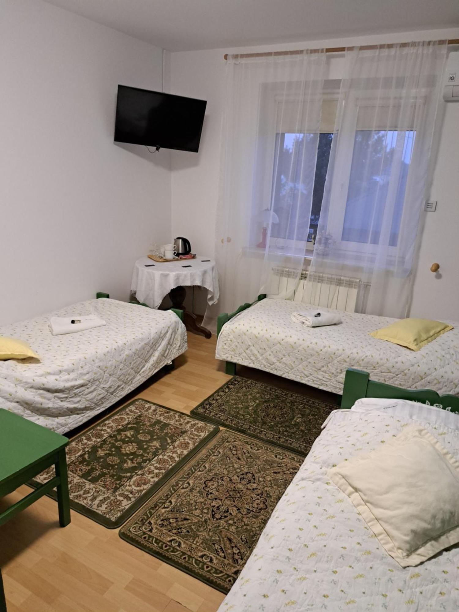 Zajazd Orchidea Nagoszewo Bagian luar foto